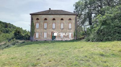 Maison - 400 m² - 12 pièces