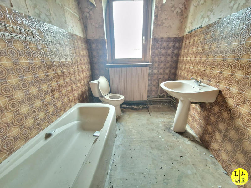 Local commercial - 341 m²