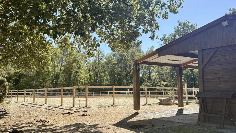 Villa - 150 m² - 5 pièces