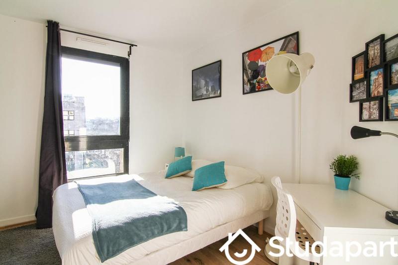 Chambre - 10 m² - 1 pièce