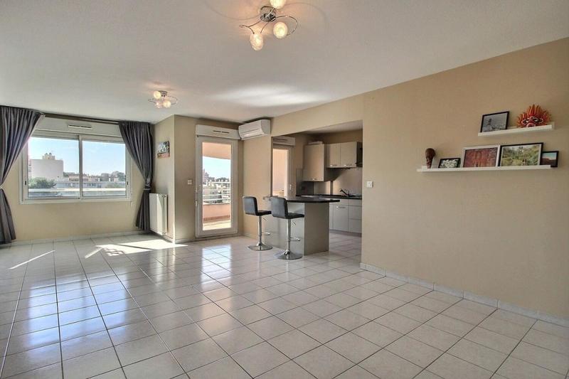 Appartement - 97 m² - 4 pièces