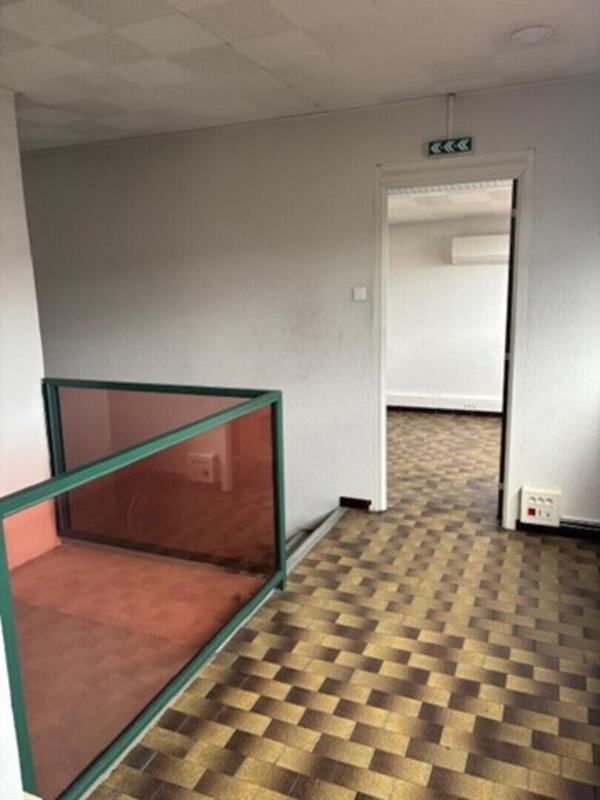 Local d'activité / Entrepôt - 1 026 m²