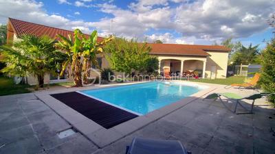 Maison - 148 m² - 7 pièces