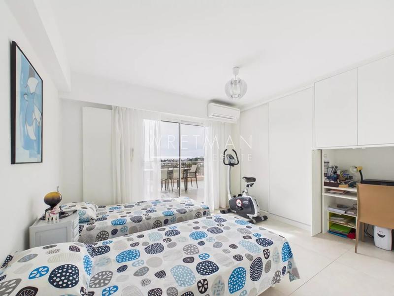 Appartement - 123 m² - 4 pièces