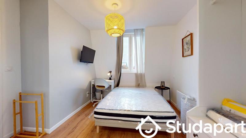 Chambre - 9 m² - 1 pièce