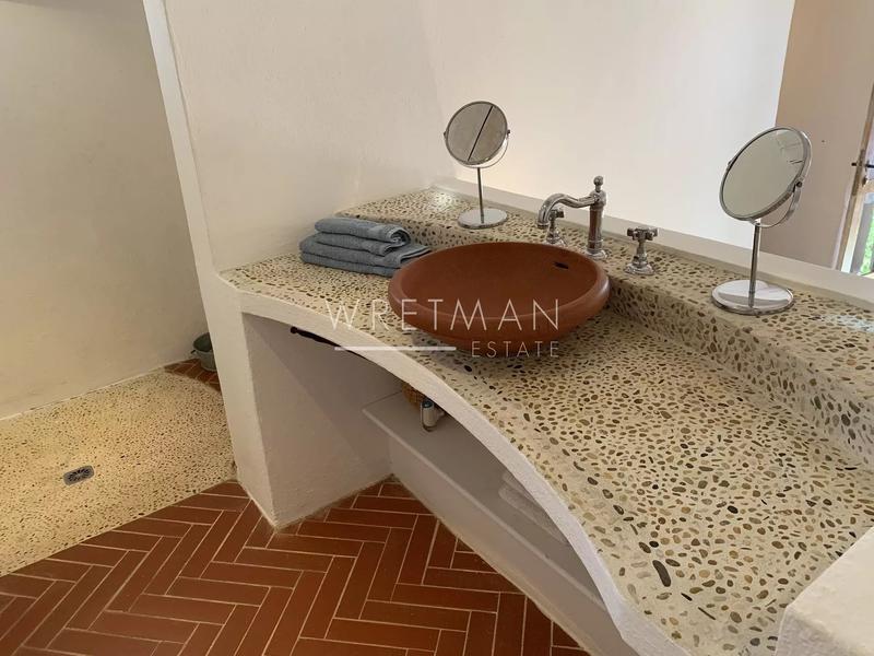 Propriété - 550 m² - 11 pièces