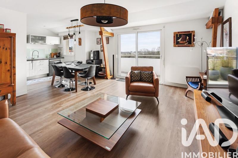 Appartement - 80 m² - 5 pièces