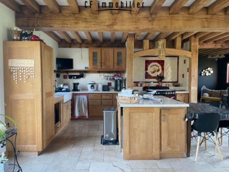 Maison - 215 m² - 6 pièces