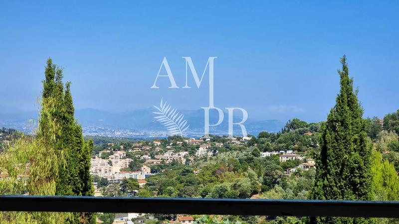 Villa - 380 m² - 8 pièces