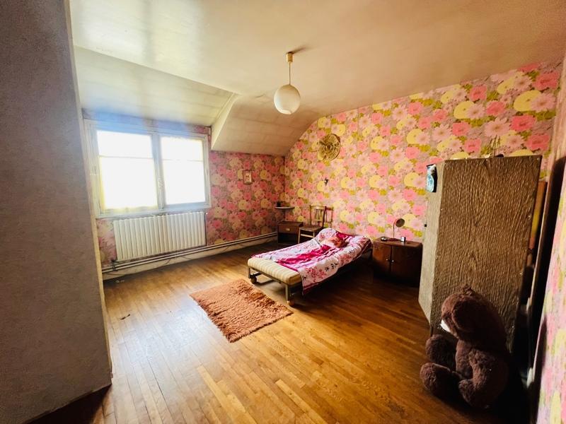 Maison - 140 m² - 5 pièces