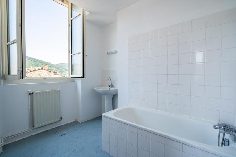 Appartement - 70 m² - 3 pièces