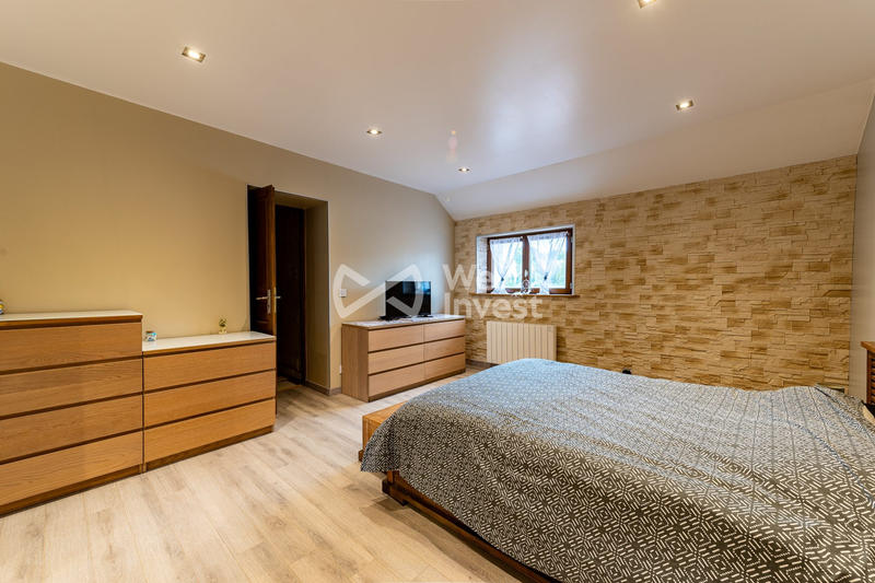 Maison ancienne - 250 m² - 9 pièces