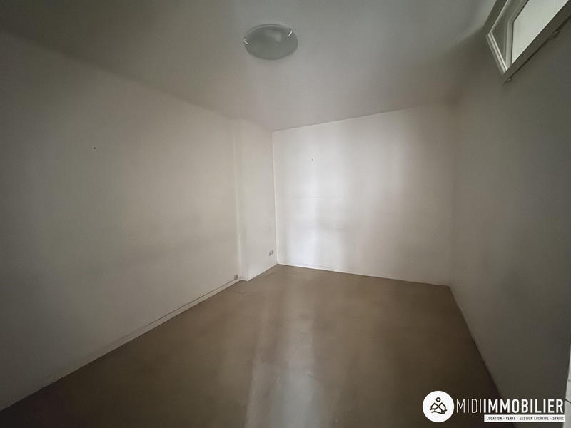 Local commercial - 137 m² - 6 pièces