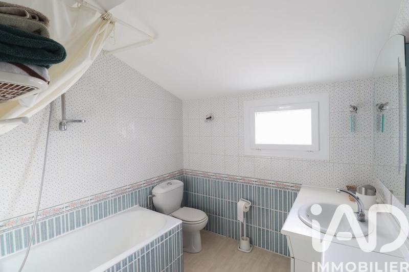 Maison - 140 m² - 5 pièces