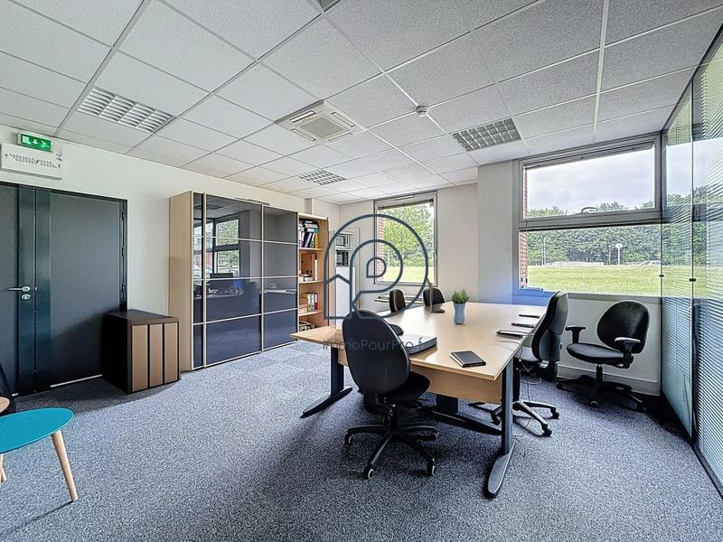 Bureau - 162 m²