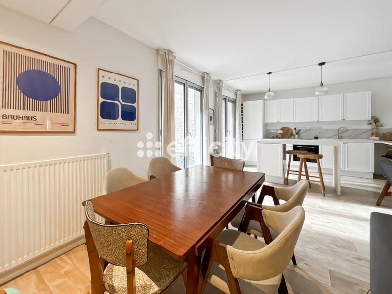 Appartement - 82 m² - 4 pièces