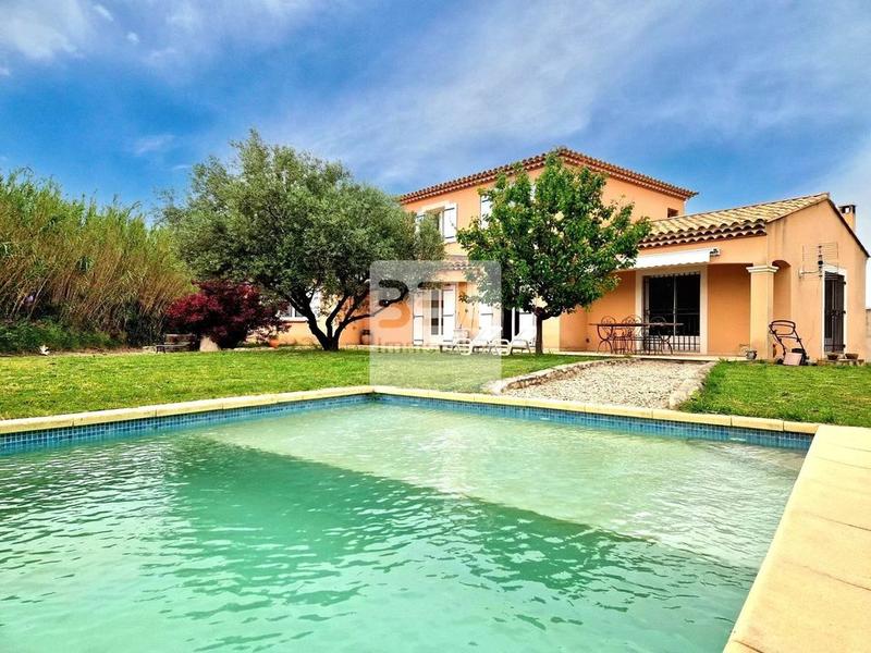 Maison - 170 m² - 6 pièces