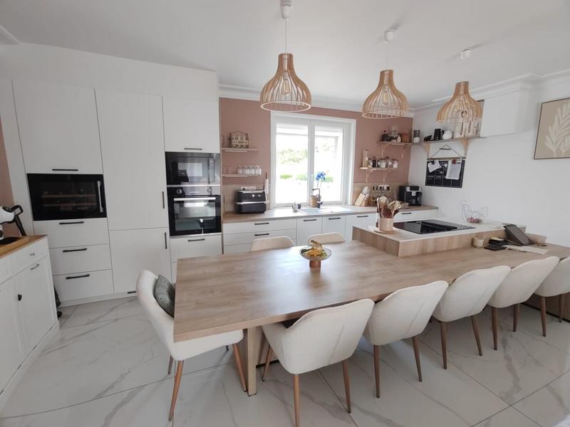 Maison traditionnelle - 143 m² - 7 pièces