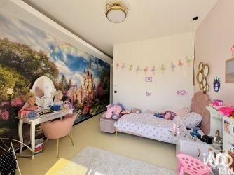 Maison - 200 m² - 6 pièces