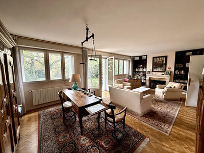 Maison - 185 m² - 6 pièces