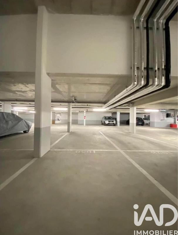 Parking - 30 m²