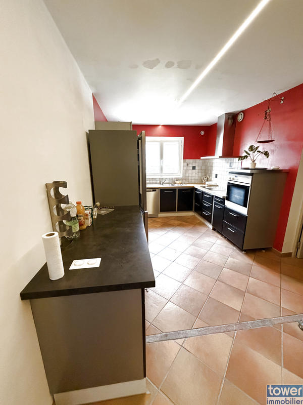 Maison de village - 160 m² - 1 pièce