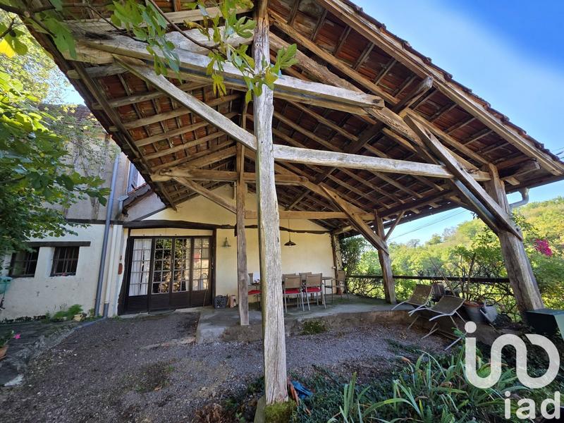 Maison - 206 m² - 9 pièces