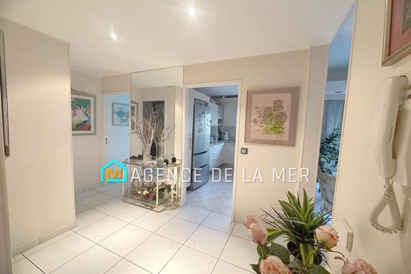 Appartement - 97 m² - 4 pièces