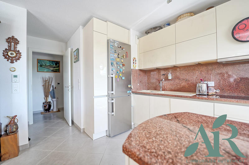 Appartement - 95 m² - 4 pièces