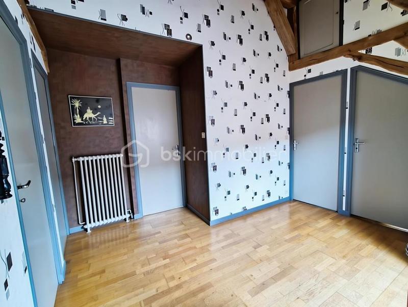 Maison traditionnelle - 166 m² - 5 pièces