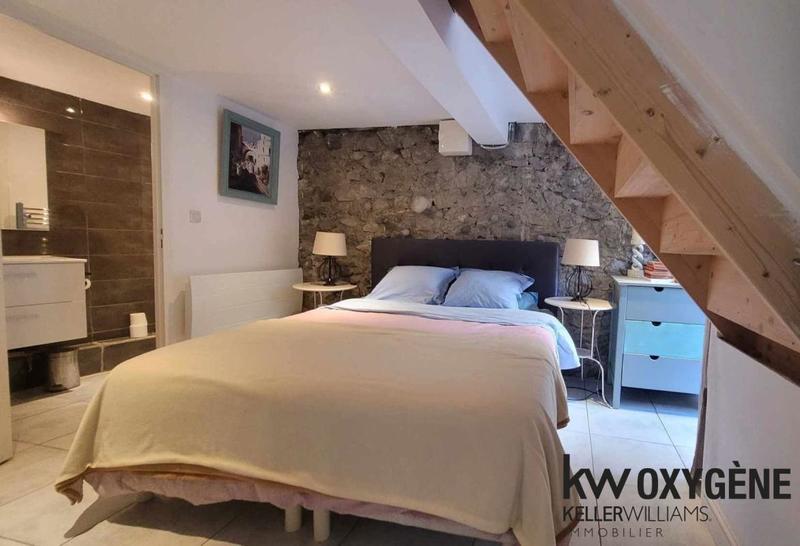 Maison - 113 m² - 6 pièces