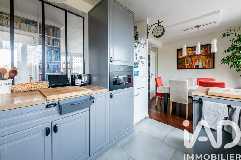 Appartement - 80 m² - 5 pièces