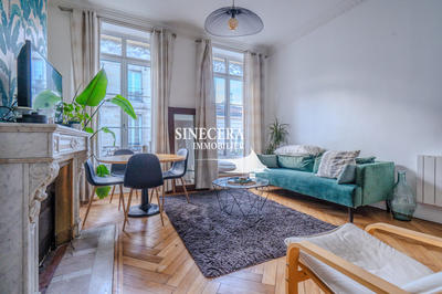 Appartement - 77 m² - 3 pièces