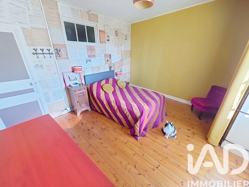 Maison - 229 m² - 9 pièces