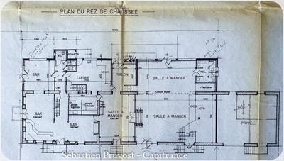 Maison en pierre - 642 m² - 22 pièces
