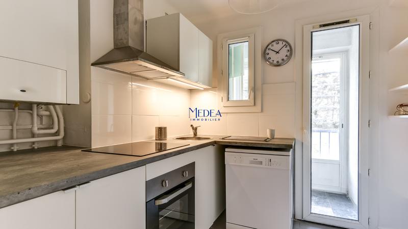 Appartement - 80 m² - 5 pièces