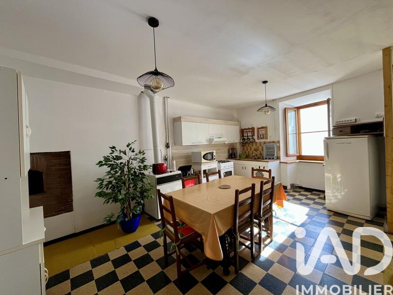 Maison de village - 97 m² - 5 pièces