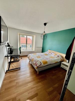 Maison traditionnelle - 80 m² - 4 pièces