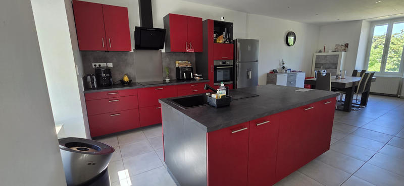 Maison - 179 m² - 5 pièces