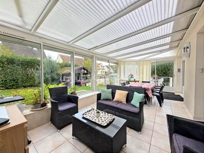 Maison - 190 m² - 8 pièces