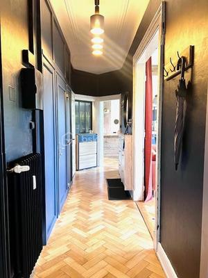 Appartement - 129 m² - 6 pièces