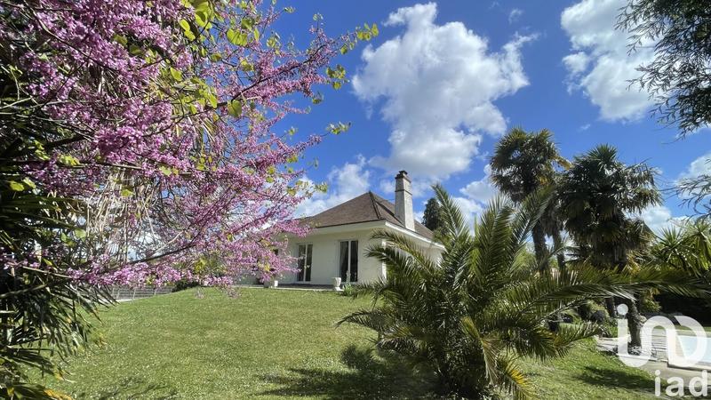 Maison - 187 m² - 8 pièces