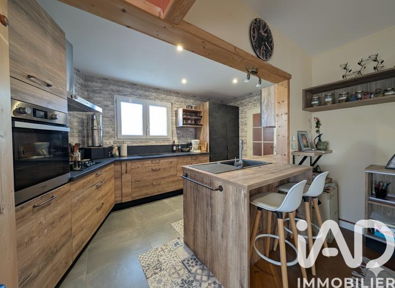 Maison - 140 m² - 4 pièces