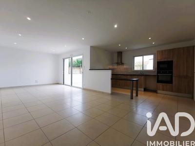 Maison - 76 m² - 3 pièces