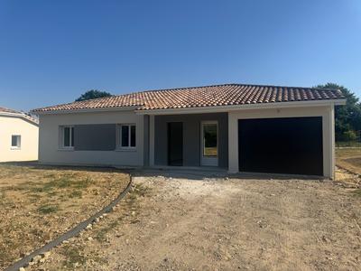 Maison - 110 m² - 5 pièces