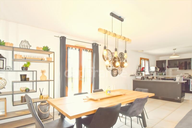 Pavillon - 113 m² - 6 pièces