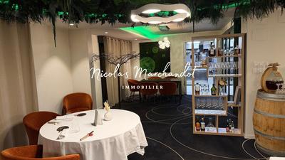 Local commercial - 300 m² - 1 pièce