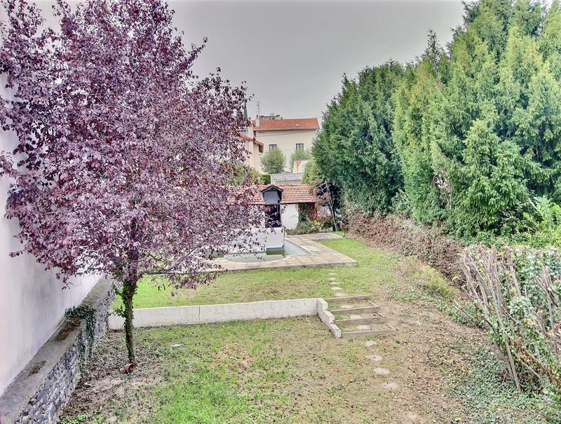 Maison - 170 m² - 7 pièces