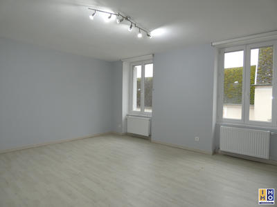 Appartement - 99 m² - 3 pièces
