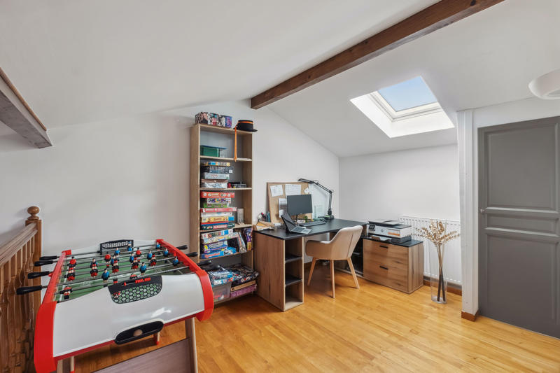 Maison - 147 m² - 6 pièces